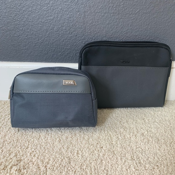 Tumi Handbags - Tumi Travel Case Set